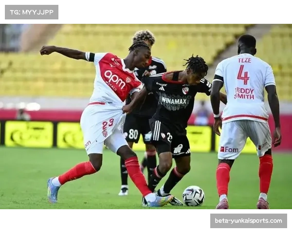 帕尼切利关键进球助巴黎险平 法甲榜首之争进入白热化阶段